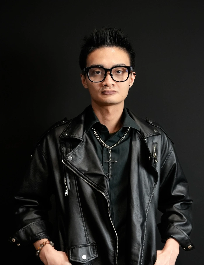 Portrait of Gang Ming Jun, Mentor at 3dsense Media School.