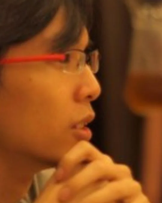 Danny Chong Headshot