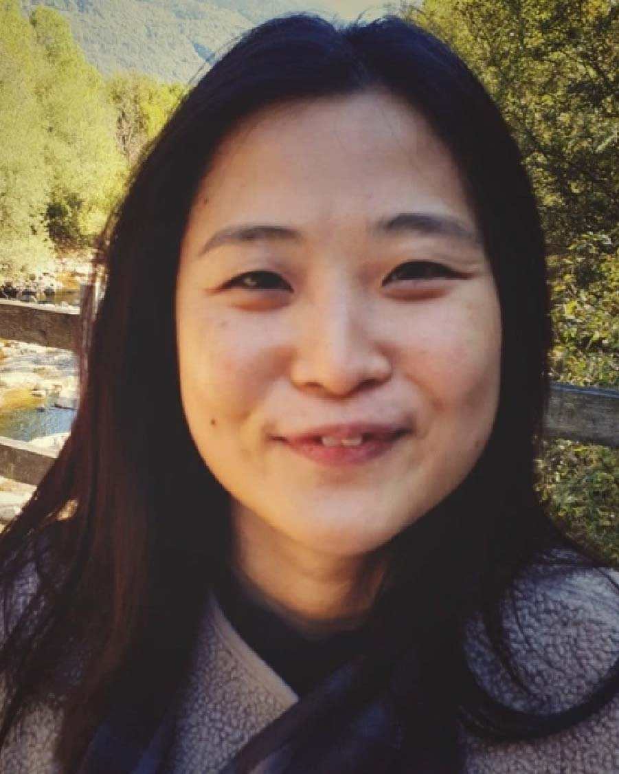 Chew Teng Lim Headshot